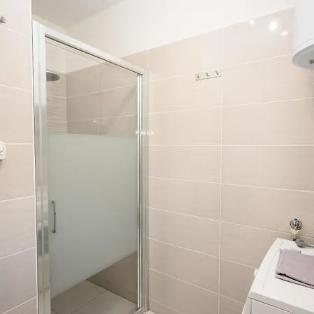 Lamat Apartament *
