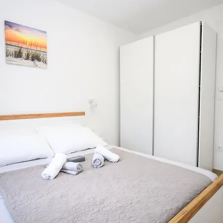 Lamat Apartment